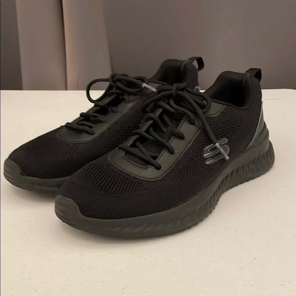 Skechers Black Athletic Shoes Breathable Mesh Design - Picture 2 of 8